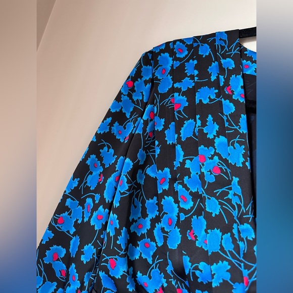 Equipment Femme Dress. - Picture 3 of 5